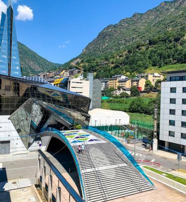 Les Escaldes Apartamento | Barthe Holidays I Apartamento céntrico en Andorra 6PAX I Ideal grupo o familia, a 1 min de Caldea I Perfección