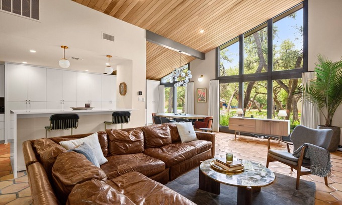 Barton Hills Casa | Barton Hill Haven