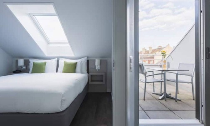 Nyon Apartamento | Base XL+ Rental