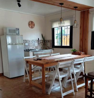 Posadas Casa | Basilia, Casa con pileta para 6 personas con garaje para 2 vehículos
