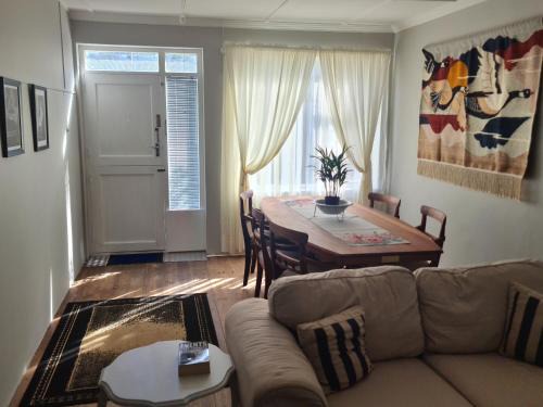 Bredasdorp Apartamento | Basson Town Cottage