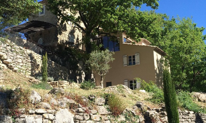 Saint-Martin-de-Castillon Villa | Bastide cerca del pueblo y la ubicación aislada, grandes vistas de la Gran Luberon
