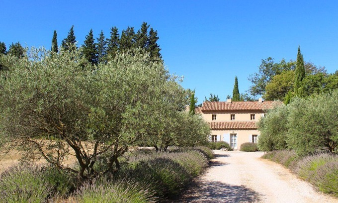 Beaurecueil Villa | Bastide Cezanne - Seis Habitaciones Villa, Capacidad 12