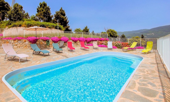 Pont-de-Labeaume Casa | Bastide Les Chataigners