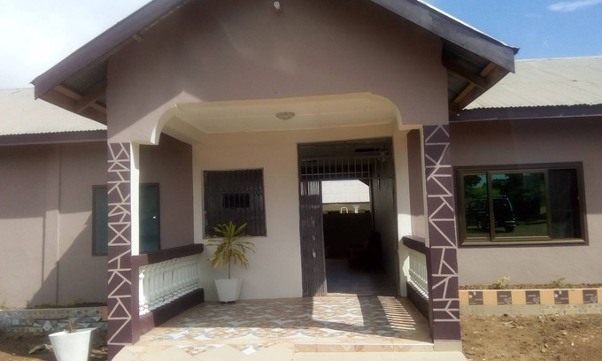 Sunyani Cama Y Desayuno | Batavia Lodge