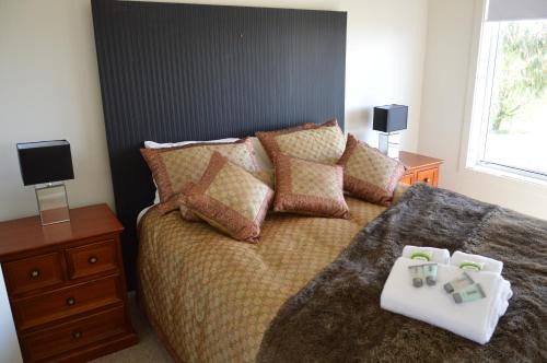 Mount Panorama Casa | BATHURST GOLDFIELDS RESIDENCE on MOUNT PANORAMA