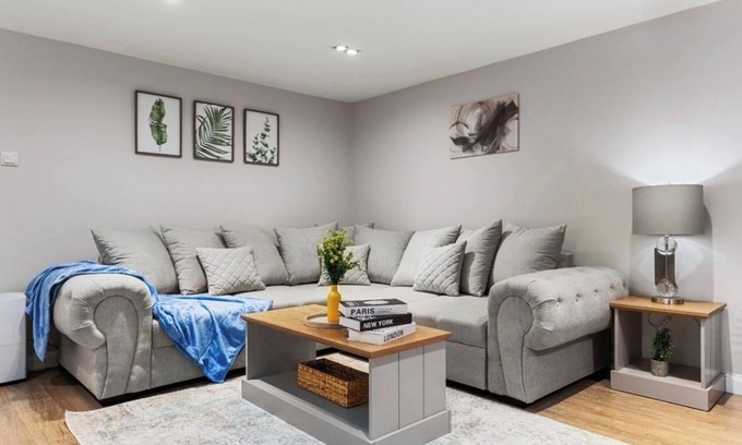 Shaftesbury Apartamento | Battersea Apt, Mini Bar, Ac & Prime Location