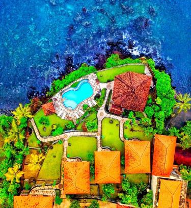 Tulamben Hotel | Batu Belah Bungalows and Restaurant