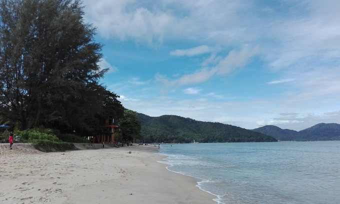 Tanjung Bungah Condominio | Batu Ferringhi Cozy 2 BR Seaview condo