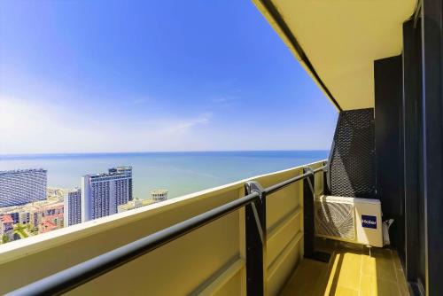 New Boulevard Apartamento | Batumi Beach Resort & Sea View Aparthotel