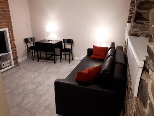 Downtown Halifax Apartamento | Bauer Terrace - Cozy 1 bedroom beside The Citadel