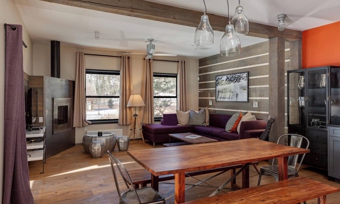Taos Ski Valley Casa | Bavarian Chalet 2 - Bavarian-inspired chalet with stylish decor and easy ski acc