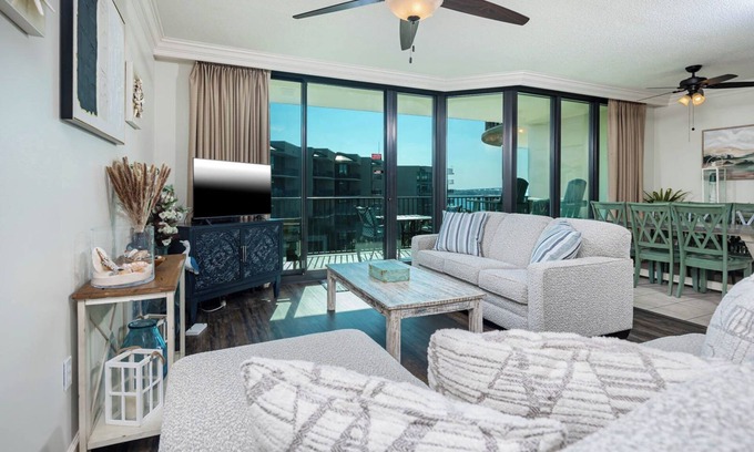 Orange Beach Condominio | Bay Front 2 Bedroom Condo!
