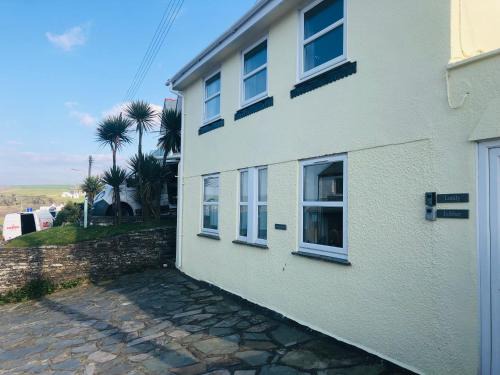 Port Isaac Apartamento | Bay House Lundy Port Isaac Apartment with Sea Views & Parking