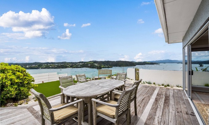 Opua Casa | Bay of Islands 3 Bedroom Ocean View House