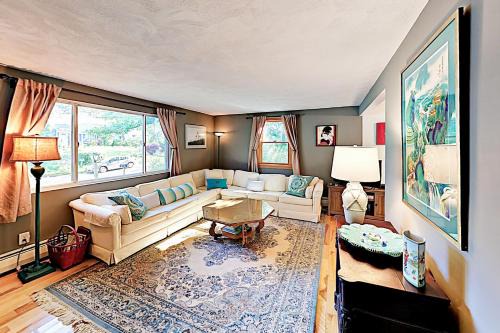 East Falmouth Casa | Bay Pointe Bungalow