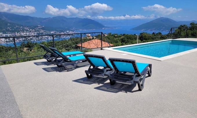 Igalo Apartamento | Bay View Village -Villa Eléanora 4