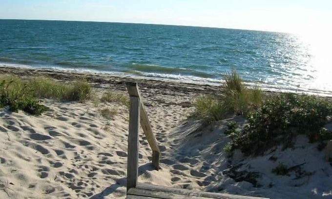 North Truro Apartamento | VISTAS A LA BAHÍA, PLAYA A TRAVÉS DE LA CALLE, ¡GRAN OFERTA!