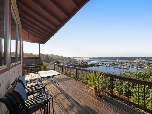 Newport Casa | Bayfront House