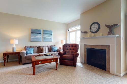 Sun Ridge Casa | Bayside - 11446 West Sand Cove