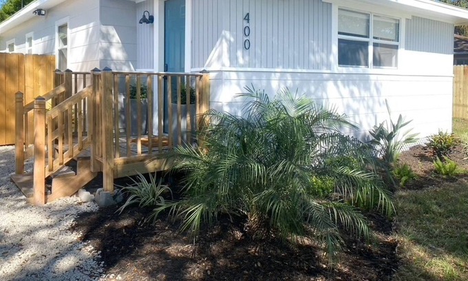 Clearwater Cabaña | ☆Bayside Coastal Cottage☆ great location, beaches