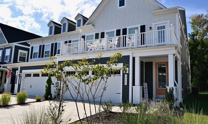 Bayside Casa | Bayside Resort * 1 Small Dog Allowed: Luxury 5BR Beach Home * W Fenwick Island