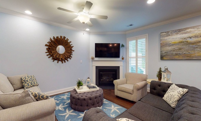 Bayside Casa | Bayside Resort townhouse w/ free WiFi, pool, golf on-site, and fireplace