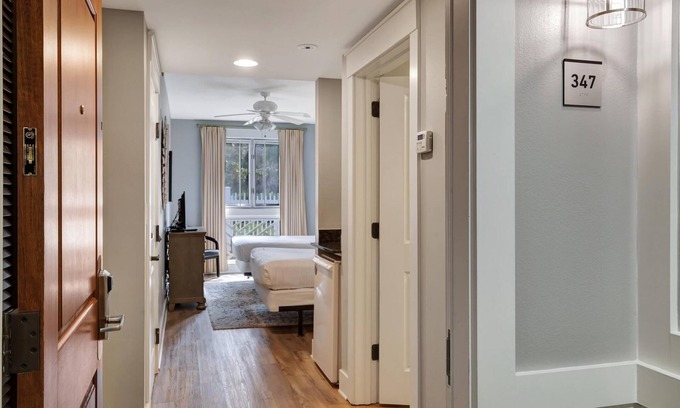 Villa Lago Condominio | Baytowne Wharf Coastal Hideaway - Your Oasis in Sandestin's Heart at Sandestin Golf and Beach Resort!