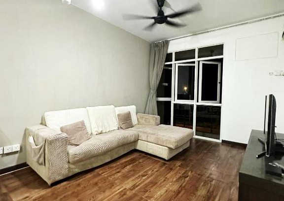 Batu Ferringhi Apartamento | Bayu Emas Ferringhi Homestay