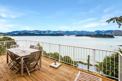 Diamond Harbour Casa | Bayview Beauty - Charteris Bay Holiday Home