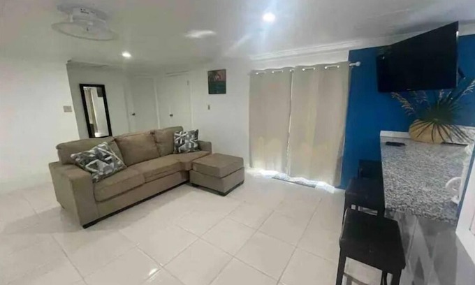 Staniel Cay Cabaña | Bayview Cottage