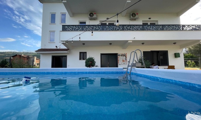 Berat Cabina | Baza Hostel Lodge: Part of Visit Albania Tour Operator, Swimming Pool