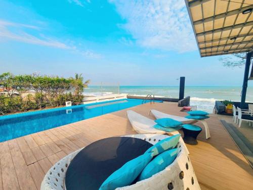 Hua Hin Villa | BBG Beachfront poolvilla 9BR close to Huahin city