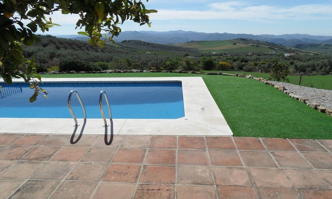 Antequera Cabaña | Casa rural en Andalucםa con piscina