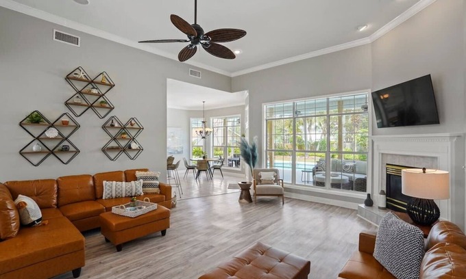 Port St. Joe Casa | Beach 2 Blocks, Private Resort Pool,2GolfCarts, 5Bdrms, 10Beds,3Baths,Sleeps 16