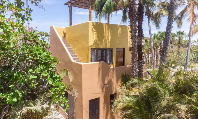 Todos Santos Casa | ENCIMERAS CERCA DE LA PLAYA, LA CIUDAD, LAS TIENDAS