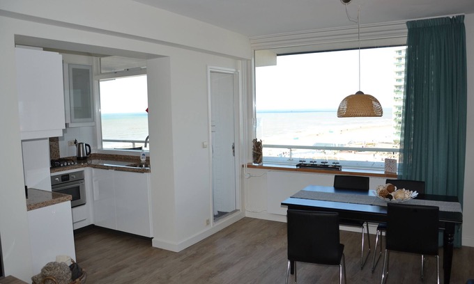 Zandvoort Apartamento | Beach Apartment - Beautiful Beach & Village View