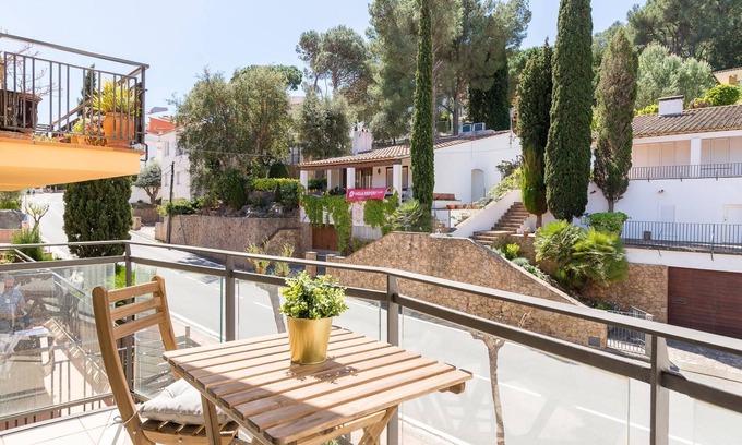 Tamariu Apartamento | Beach Apartment in the heart of Tamariu