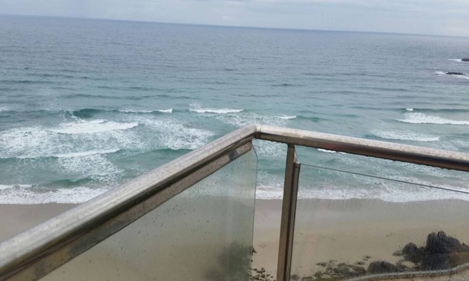 Malpica de Bergantinos Apartamento | Apartamento playa vistas espectaculares