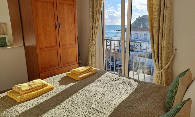 Burgau Apartamento | Beach Apt. 1 with beach & sea view