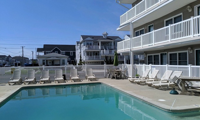 North Wildwood Condominio | Bloque de playa! Lindo acogedor apartamento de 1 dormitorio!