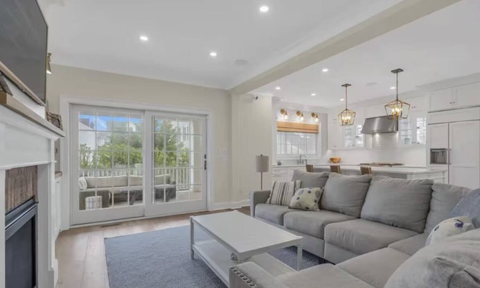 Normandy Beach Casa | Beach Block Oasis w/ Pool