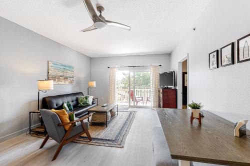 Waterside Village Apartamento | Beach Brawta