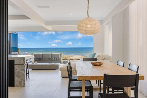 Palm Beach Casa | Beach Break on Jefferson