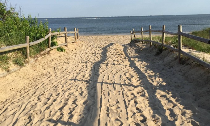 Northeast Virginia Beach Condominio | Beach Condo pasos de la playa