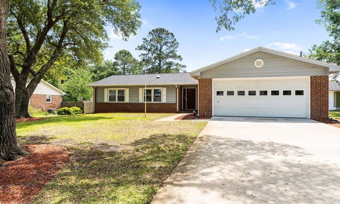 Wilmington Villa | Beach & Downtown Family Fun Wilmington Stay Villa