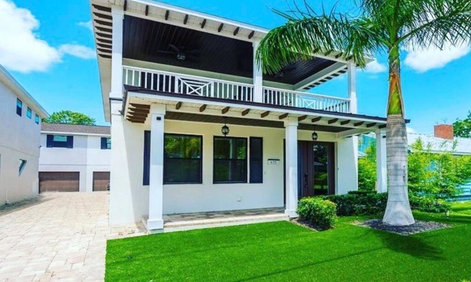 Gillespie Park Casa | Beach Downtown Pet-friendly @ The Park Home-635