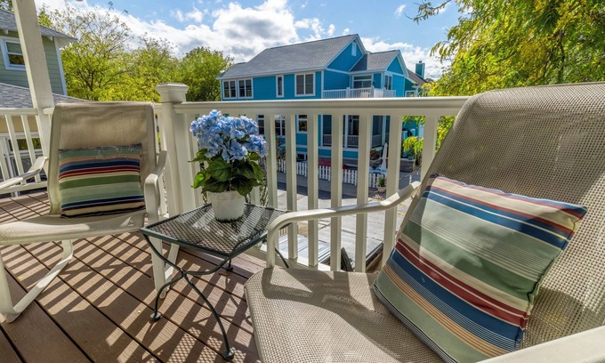 Michigan City Casa | Beach Escape, Perfect for Couples + Small Families
