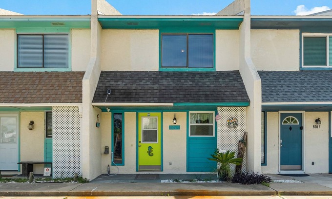 Silver Sands Condominio | Beach Escape 8015-Sleeps 7
