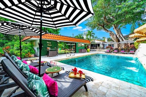 Harbor Beach Casa | Beach Estate Las Olas Beach Best Location